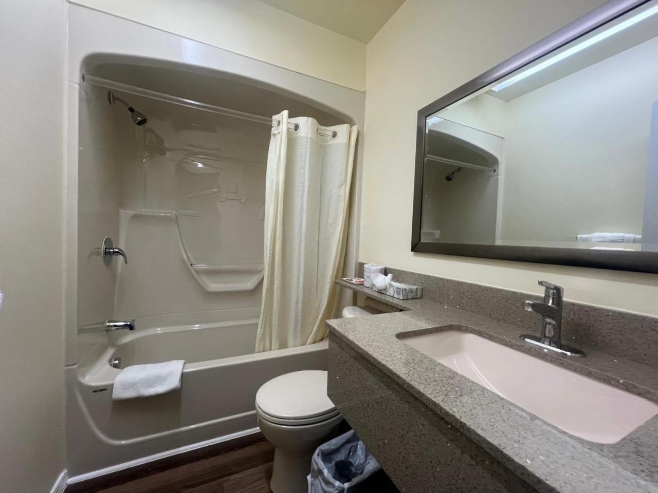 Colonial House Motor Inn Перт Екстер'єр фото