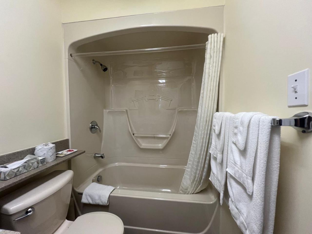 Colonial House Motor Inn Перт Екстер'єр фото